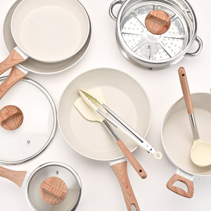 13 piezas de <span class=keywords><strong>ollas</strong></span> y sartenes cocina Camping Dessini hierro esmaltado fundido alcaravea mango desmontable juegos de utensilios de cocina accesorios de cocina - Product Image 6