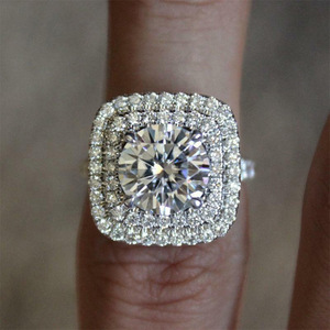 Anello Scintillante con Zirconi Incastonati per Donne, Elegante Gioiello da Dito alla Moda - Product Image 6