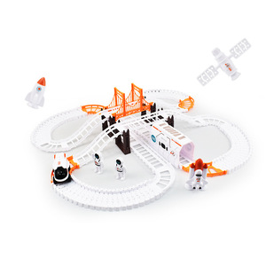 Nuovo <span class=keywords><strong>Trenino</strong></span> Spaziale, Set di Giocattoli <span class=keywords><strong>per</strong></span> <span class=keywords><strong>Bambini</strong></span> con Carrozza e Astronauta, Pista Assemblabile - Product Image 1