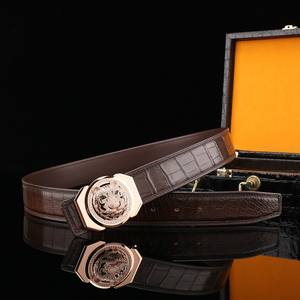 Ceinture 100% cuir de crocodile, luxueuse, à finition brillante, avec boucle classique tête de zodiaque en diamant, 3,8 cm. - Product Image 6