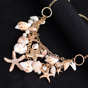 Collar de Concha de Mar, Estrella de Mar y Concha Tahitiana para el Verano - Product Image 1