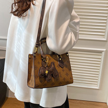 <span class=keywords><strong>Sac</strong></span> à <span class=keywords><strong>main</strong></span> tendance pour femme 2026 – Design français élégant en cuir végétalien pour le voyage et l'usage quotidien - Product Image 5