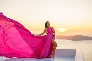 Robe de maternité élégante en satin coupe trapèze pour femme, épaules dénudées, longueur ras du sol, traîne Watteau, soutien-gorge intégré, couleur bonbon, vente en gros B2B - Product Image 3