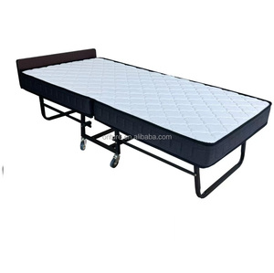 折りたたみ式簡易ベッドマットレス 15cm 折りたたみ式フレーム 耐久性のある金属製 モダンデザイン ホテル寝室 アパート 学校 簡単収納 - Product Image 1