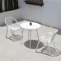 Ensemble de table et de chaises de salle à manger d'extérieur en acier inoxydable moderne, durable, écologique, imperméable, meubles de jardin pour 4 personnes