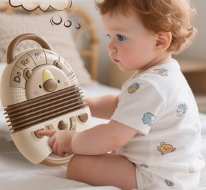 Accordéon musical en gros, jouet multifonctionnel, clavier mignon en forme d'ours, avec lumière musicale, alimenté par piles - Product Image 4