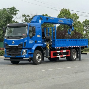 Grue télescopique montée sur camion 4x2 de 8 tonnes personnalisée avec benne de chargement pour levage de charges de construction - Product Image 6