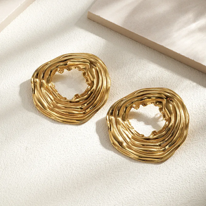 Boucles d'oreilles rondes pour femmes avec incrustation de zircon scintillant, plaqué or PVD, acier inoxydable 304, bijoux de mode hypoallergéniques - Product Image 4