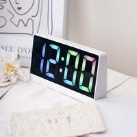 Horloge numérique LED intelligente à couleurs modernes, réveil lumineux, réveil au lever du soleil pour enfants