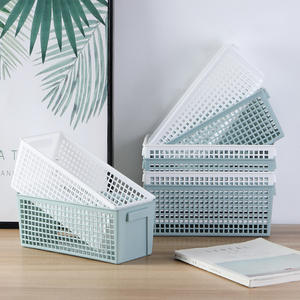 Panier de rangement en plastique rectangulaire avec poignée pour l'organisation du bureau et des collations - Product Image 2