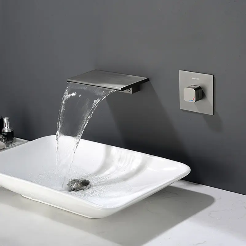 صنبور حمام رمادي اللون بمقبض واحد يثبت على الحائط صنبور حوض الحمام بنمط شلال