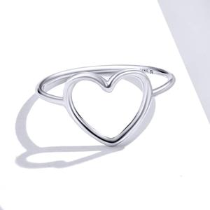 Set di Anelli Minimalisti a Forma di Cuore per Coppie, Argento 925 Placcato Oro 18K, Finitura Liscia, Fedi Nuziali Abbinabili, Regalo - Product Image 3