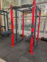 Smith Machine Station multifonctionnelle Squat Rack Combo Smith Cable Crossover Power Pully Équipement de gymnastique Multipower Trainer