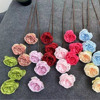 Neuheiten Handgefertigte Realistische Künstliche Blumen Drei Austin-Rosen Echt Aussehender Blumenstrauß Seiden-Modern-Weihnachtsblumen