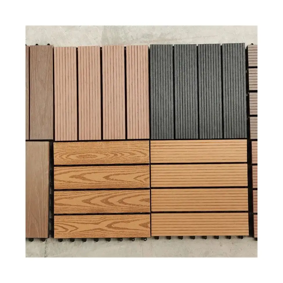Piastrella per esterni in legno composito di plastica per pavimenti in legno a grana di legno