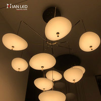 Lustre suspendu LED de style européen de haute qualité, or/noir, avec télécommande, dimmable et anti-éblouissement, pour usage hôtelier