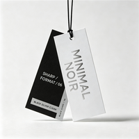 Étiquette volante en papier imprimée avec logo personnalisé, avec œillet et cordon en coton, étiquette de prix en carton pour vêtements, boutiques, sacs, cadeaux, marques et vente au détail