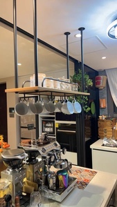 رف عتيق مثبت في السقف رف نبيذ معلق عائم على الطراز الأوروبي خشب صلب حديدي من السقف - Product Image 6