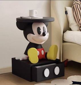 Petite <span class=keywords><strong>table</strong></span> <span class=keywords><strong>de</strong></span> chevet créative en résine sculptée Mickey avec thème d'amour pour chambre d'enfant-<span class=keywords><strong>Table</strong></span> d'appoint Figurine - Product Image 2