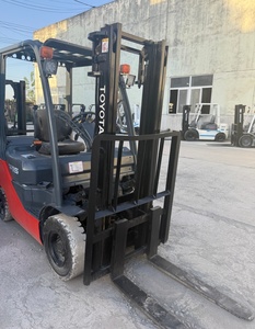 Toyot 8fd15 1.5 tons counterbalance lifter used H2000 diesel <b>forklift</b> great condition - Product Image 2