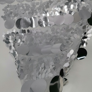 Red de Lentejuelas de Plástico para Tela de Vestidos Metálicos - Product Image 3