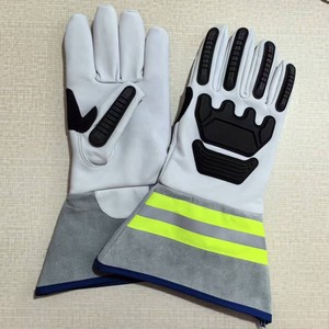 Guante de soldadura Tig Mig con impacto TPR con calor de Palma de neopreno y resistencia al corte <span class=keywords><strong>Thinsulate</strong></span> forrado con guantes de cuero de grano de alta visibilidad