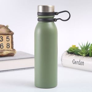 Bouteille d'eau isotherme portable en acier inoxydable avec poignée, idéale pour le sport et les voyages en extérieur – Cadeau promotionnel très demandé - Product Image 4