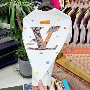 Camiseta de Manga Corta con Patrón Geométrico Blanco para Hombre Louis Vuitton, Estilo Urbano Holgado, Cuello Redondo, Tejida, 100% Algodón - Product Image 6