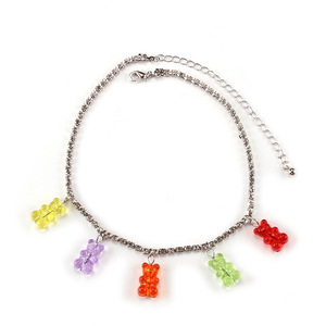 Collar con colgante de oso de resina con incrustaciones de diamantes, cadena de garra, joyería de moda, estilo fiesta, collar con dije multicolor - Product Image 3