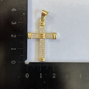 JML Venta al por Mayor, Nuevo y Moderno Accesorio de Moda, Amuleto Divino, Colgante de Cruz, Chapado en Oro de 14k, Latón con Circonita Brillante - Product Image 6