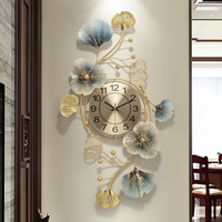 Jam Dinding Quartz Dekoratif Logam Mewah Eropa, Bunga Ginkgo Biru Emas 3D Tempa Tangan, Bingkai Logam Penuh, Analog Senyap