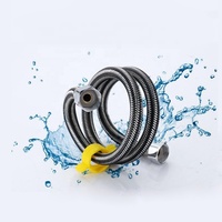 Tuyau d'eau chaude et froide personnalisable de conception moderne tuyau d'eau de bain de cuisine en métal tressé flexible vente en gros d'usine