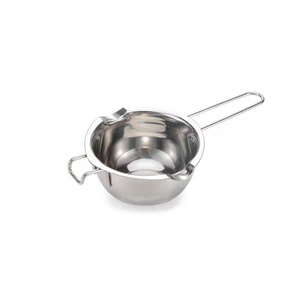 <span class=keywords><strong>Kit</strong></span> de fabrication de savon artisanal DIY avec <span class=keywords><strong>des</strong></span> pots de fusion en acier inoxydable écologiques et non toxiques <span class=keywords><strong>pour</strong></span> la fabrication de savon, de bougies et de gâteaux - Product Image 1