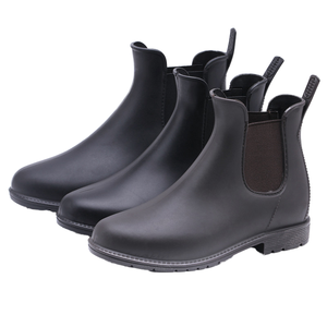 Nuovo stile da <span class=keywords><strong>donna</strong></span> comodo antiscivolo Mid Top impermeabile stivali da <span class=keywords><strong>pioggia</strong></span> in PVC <span class=keywords><strong>scarpe</strong></span> da acqua all'aperto uso Casual estate autunno inverno - Product Image 6