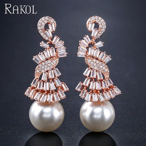 RAKOL EP2385 Ángulo colgante Perla 2021 Real Chapado en oro Cubic Zirconia Pendientes Joyería - Product Image 4
