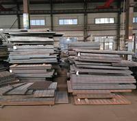 Panneau de grille en acier doux noir pour la fabrication de charges lourdes