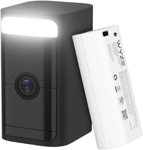 WYZE 2K HDR Wireless Outdoor/Indoor Security Camera, Color Night Vision, Integrated Spotlight & Siren, Rechargeable Battery,
