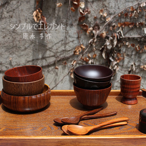 Juego de cuencos de madera de jujube de estilo japonés, redondos, de color sólido, duraderos, para uso doméstico, con tazas y cucharas. - Product Image 1