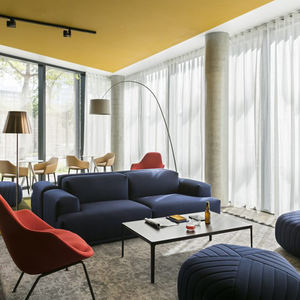 Design d'intérieur d'hôtel luxueux et intemporel, chambre et salon de villa 5 étoiles, bois massif, solutions d'hôtellerie haut de gamme personnalisées - Product Image 2