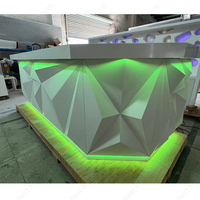 Table et chaises de bar en surface solide Corian avec éclairage LED, mobilier de bar à cocktails blanc