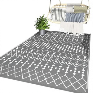 Tapis de pique-nique tendance pour la maison, fabriqué en Inde, 100% polypropylène, imperméable, écologique, réversible, facile à transporter, pliable ITHL - Product Image 1