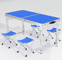 Table rectangulaire d'extérieur en aluminium robuste, version améliorée, table de camping, table à manger pliante avec 4 chaises pour les fêtes
