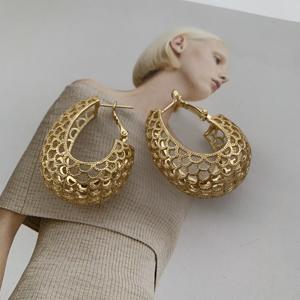 ต่างหูเพทายสีสันสวยงามสำหรับผู้หญิงต่างหูรูปหยดน้ำรูปตัวซีสำหรับใส่ทุกวันแหวนทอง18K สำหรับนักบุญคาธิลิก - Product Image 3