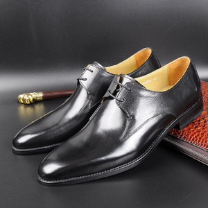 Chaussures de ville en cuir haute densité à enfiler, à bout pointu, imperméables, avec revêtement anti-rayures et maille respirante pour hommes - Product Image 1