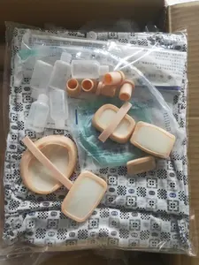 <span class=keywords><strong>Model</strong></span> manusia menyusui PVC multifungsi untuk pelatihan pelajar untuk pengajaran sains medis di sekolah rumah sakit berfokus pada <span class=keywords><strong>CPR</strong></span> - Product Image 4