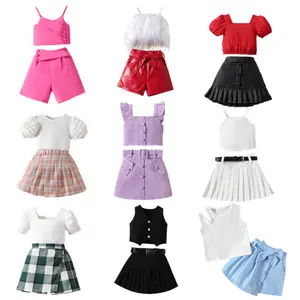 2024 여름 패션 아동 의류 도매 2 ~ 6 세 다른 스타일 티셔츠 스커트 반바지 소녀를위한 두 조각 옷