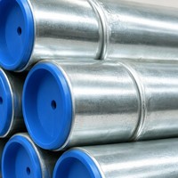 Tuyau composite en acier galvanisé à l'extérieur et doublé de polyéthylène à l'intérieur pour l'alimentation en eau usée industrielle