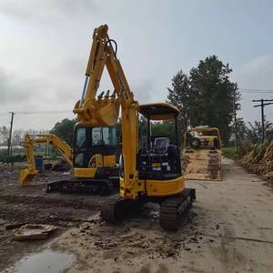 Miniexcavadora usada Komatsu 3Ton PC35MR con motor de cabina abierta y bomba como componentes principales - Product Image 1