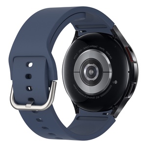 สายนาฬิกาซิลิโคนแบบโค้งขนาด 20 มม. สำหรับนาฬิกา ปี 2026 ขายส่ง พร้อมหัวเข็มขัดแบบปลดเร็ว สายนาฬิกาแบบนุ่มสำหรับเล่นกีฬา สายสำรอง - Product Image 3