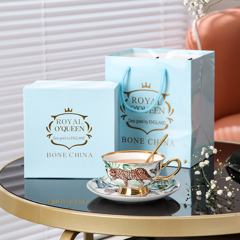 White/1cup+1spoon+1plate